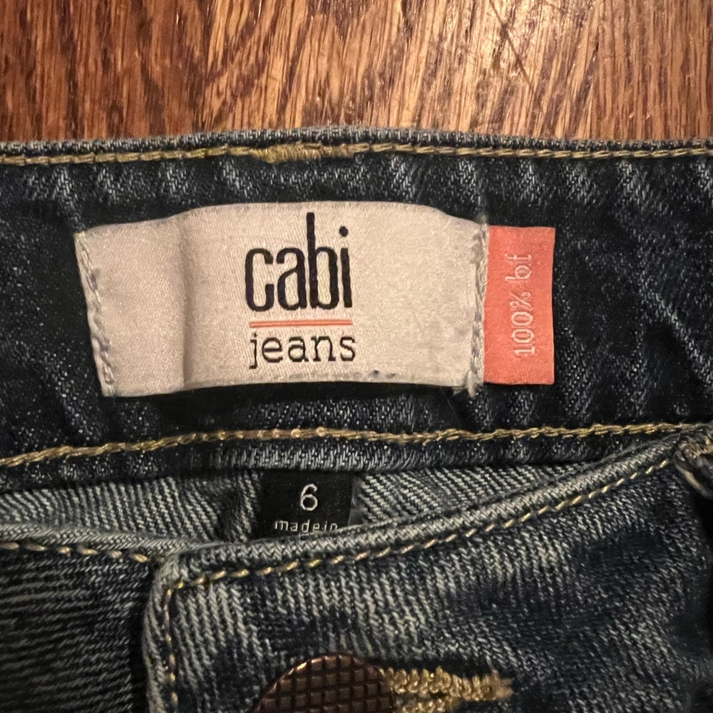 Cabi distressed jeans size 6